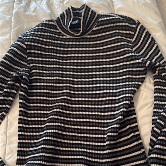 The Limited Black and White Striped Turtleneck Sweater - Picture 1 of 2